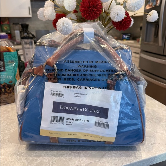 Dooney and Bourke cobalt satchel - Picture 3 of 16